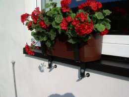 Držák truhlíků nadparapetový Ivana - bez vrtání